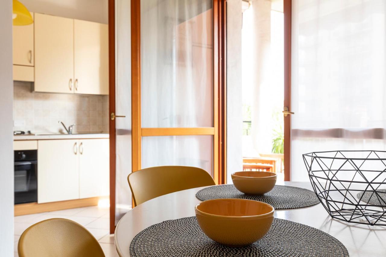 Casty Sweet Home - Parcheggio Privato Gratuito Мілан Екстер'єр фото